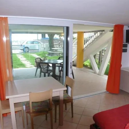 Seafront Flat With Covered Patio * Bibione